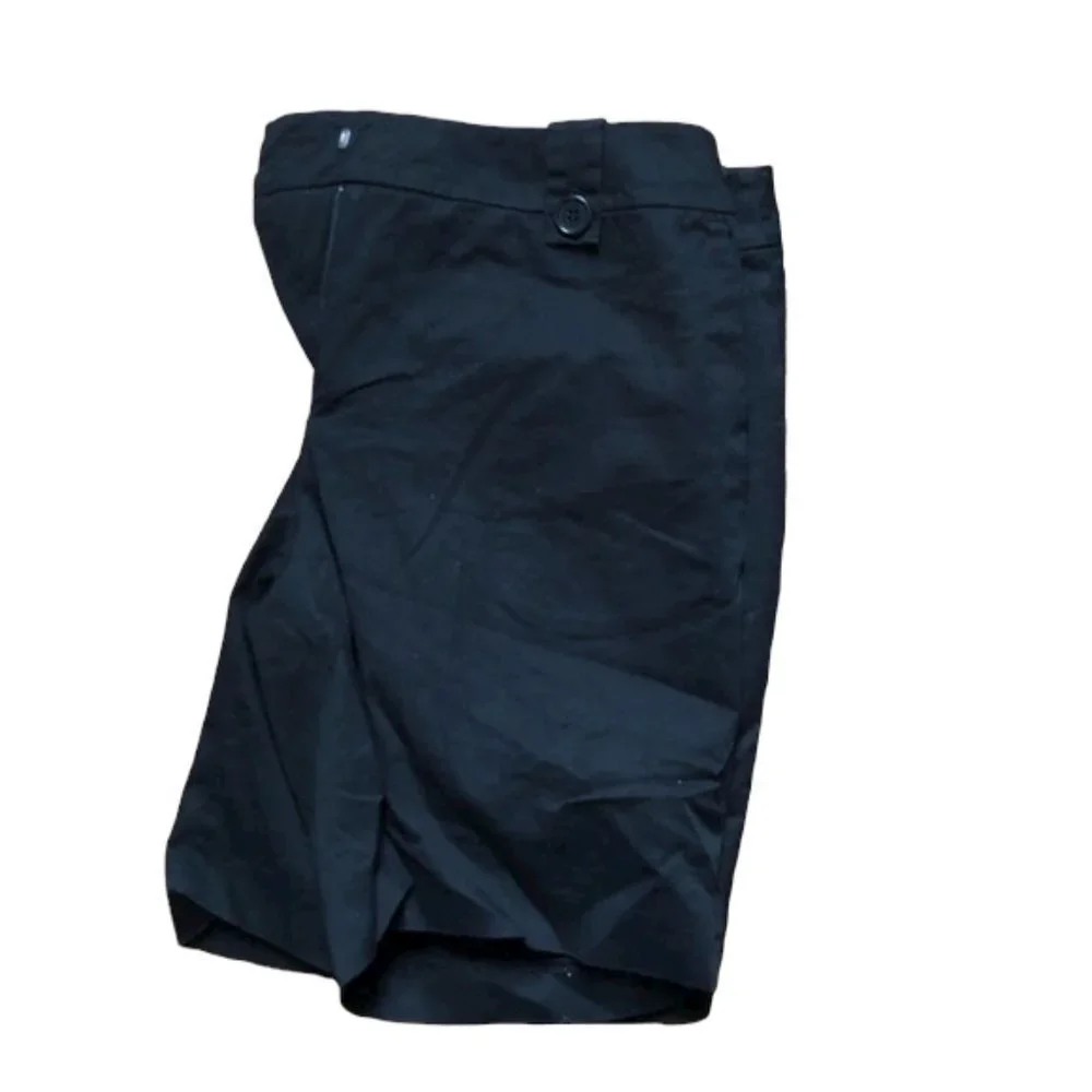 H&M Black Chino Shorts Vintage 2000s y2k style